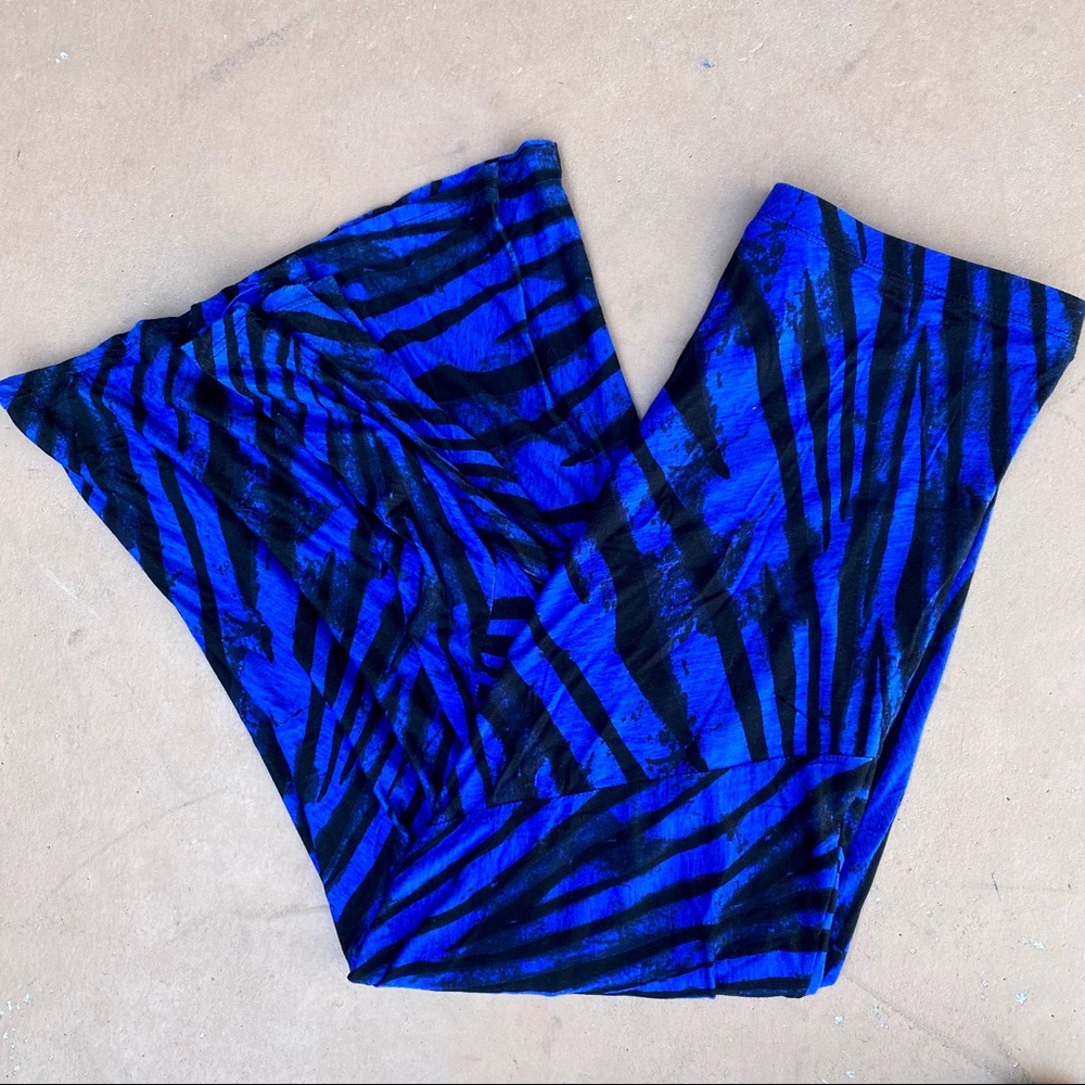 NEW Matty M Printed Maxi Skirt - Picture 4 of 4